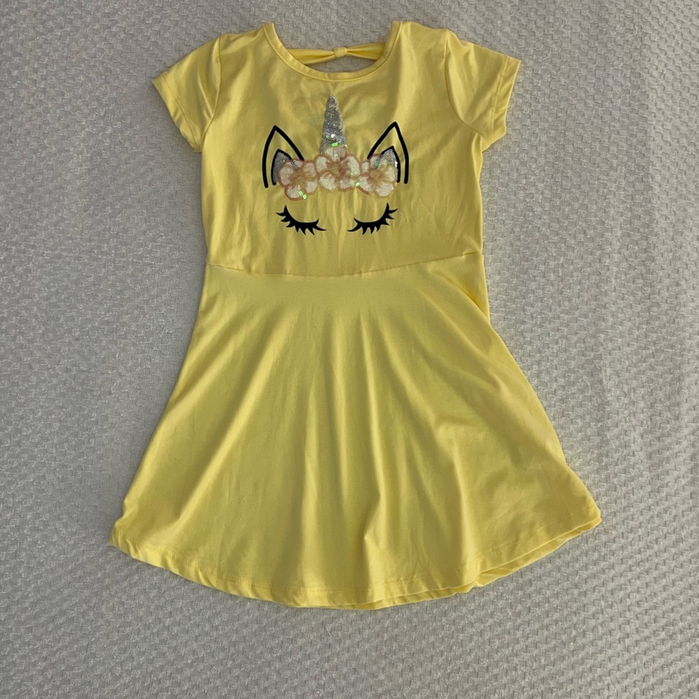 Yellow dress